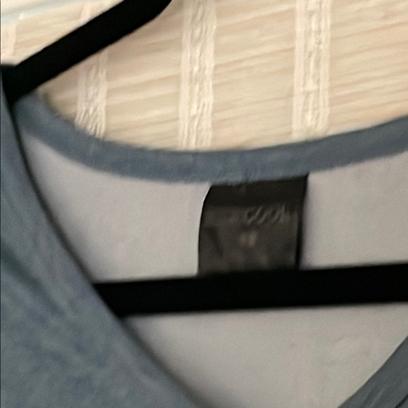 Green Sheath Midi Dress with V-Neck - Picture 3 of 7